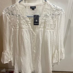 White blouse never worn and tags